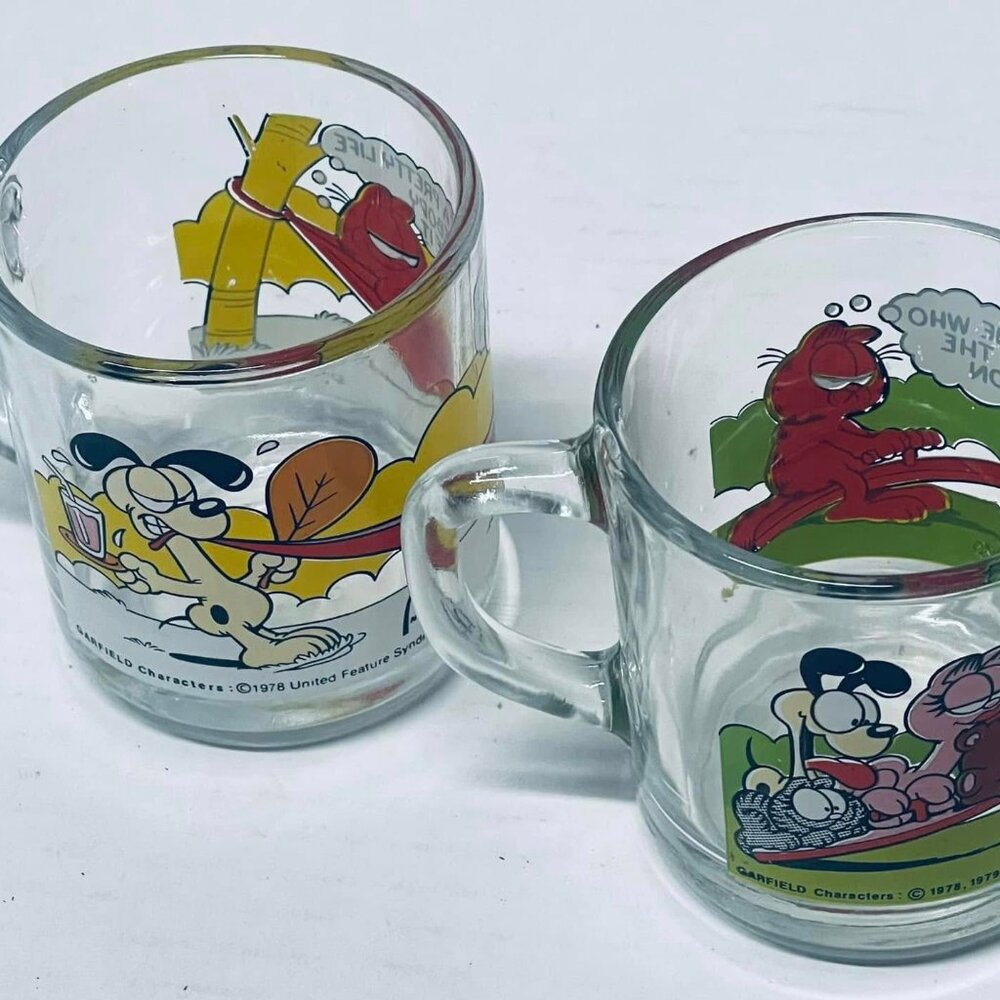 Vintage McDonald’s Garfield & Odie 1978 Glass Drinking Cups Coffee Mugs Set Of 2